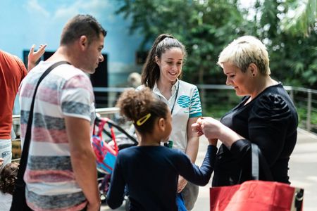 Oceanário de Lisboa guided tour with a marine educator