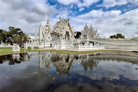 Full-day postcard popular iconic temples and tea plantation