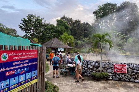 2-days and 1-night jungle trekking and hill tribe homestay