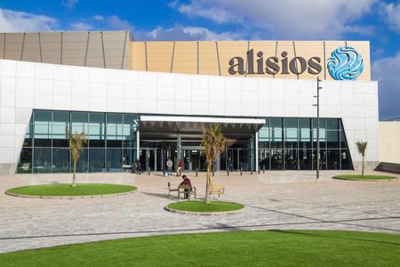 Las Palmas city tour with Vegueta Old Town and shopping time