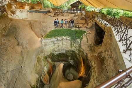 Glacier Garden Lucerne access