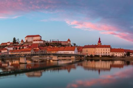 Tour to Ptuj Lake with local bubbles tasting