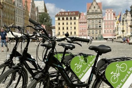 Guided bike tour through Wroclaw's key attractions