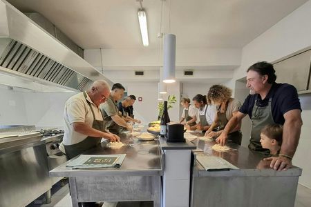 Cooking class with local ingredients on the slope of Etna
