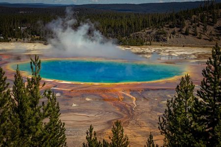 Audio-guided driving tour of Yellowstone and Grand Teton
