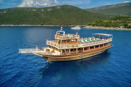 Full-day guided cruise from Tivat to Kotor with swim stop