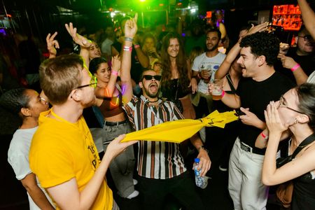Faro pub crawl with a local guide
