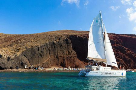 Santorini classic morning catamaran cruise with lunch and drinks