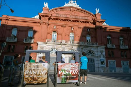 Rickshaw tour of Bari with audio guide