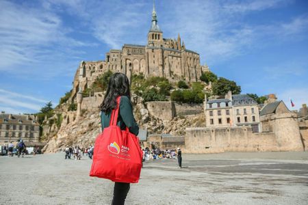 2-Day Excursion to Mont Saint-Michel, Loire Valley Chateaux and Wine Tasting from Paris