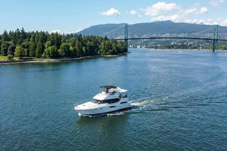 Adults‑only yacht cruise along Vancouver's coastline with drinks