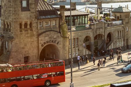 Hamburg sightseeing bus tour line C