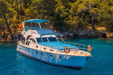 Private boat tour of Fethiye bays with lunch