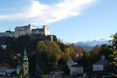 Salzburg guided tour with first class train seats from Munich