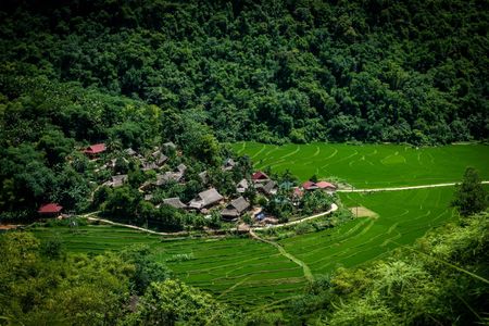 Two-day Pù Luông with terraced rice fields and bamboo rafting