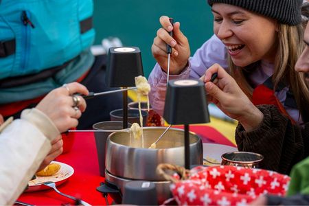 Interlaken cheese fondue float