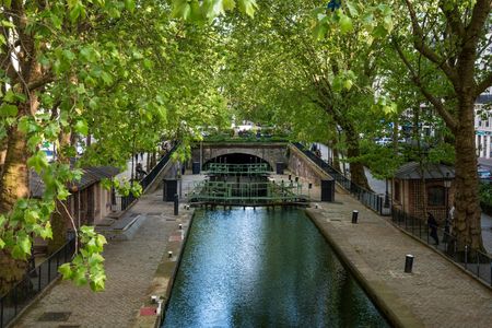 Guided cruise of The Old Paris on the Canal Saint Martin