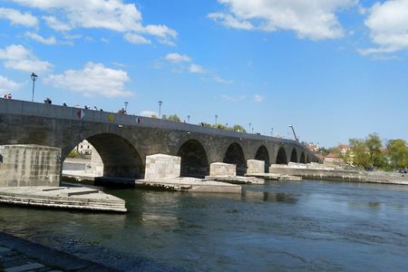 Regensburg small-group guided tour from Munich by train