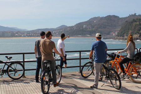 Guided e-bike tour in San Sebastian