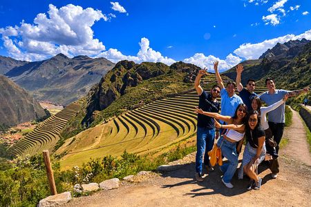 Sacred Valley tour with Maras, Morayam and Ollantaytambo