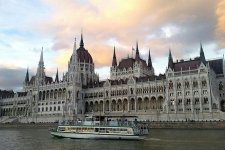Vienna Danube Canal sightseeing cruise with audio guide and eSIM