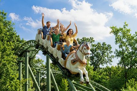Familypark access with Vienna audio guide and eSIM
