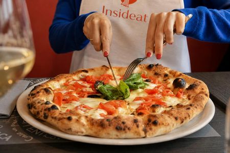 1-hour pizza making class in Rome