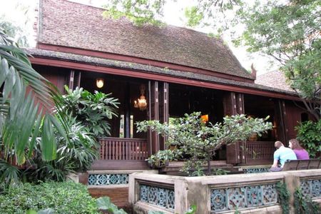 Jim Thomson's House and Suan Pakkard Palace tickets and guided tour