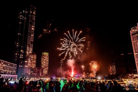 Bangkok New Year's Eve dinner cruise along the Chao Phraya River