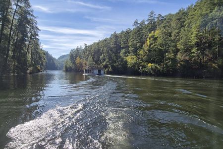 Taurus Mountains adventure with Karacaören Lake boat tour and lunch