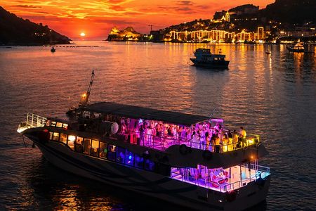 Portovenere and Palmaria Sunset Cruise with Aperitivo