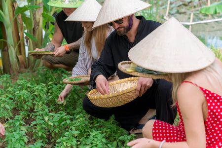 Vietnamese cooking class and market tour experience