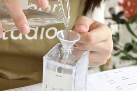Body mist perfume workshop in Ho Chi Minh City