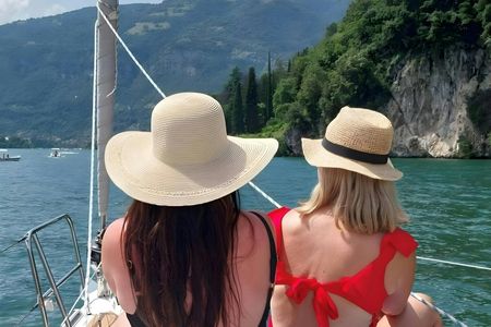 Exclusive Lake Como boat tour with professional skipper