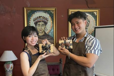 2-hour chocolate-making workshop with tasting
