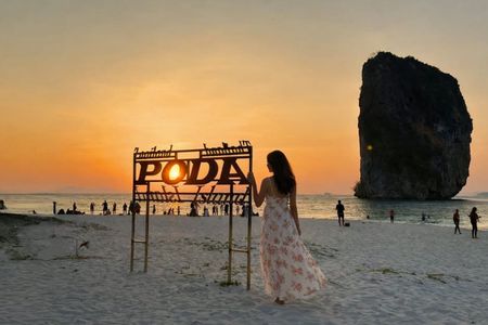 Phi Phi Islands sunset tour by speedboat from Krabi
