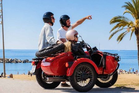 Half-day Barcelona tour by sidecar with private guide