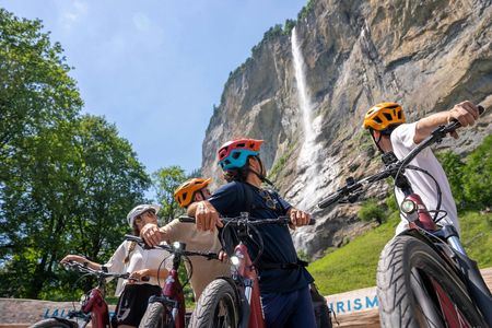 E-bike tour to the Lauterbrunnen waterfalls