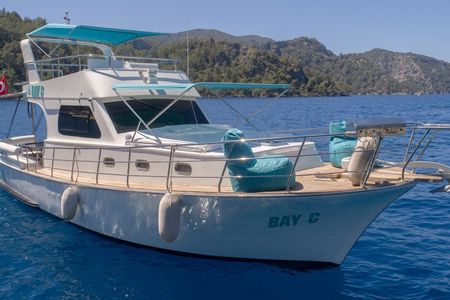 Private boat tour of Fethiye bays with lunch