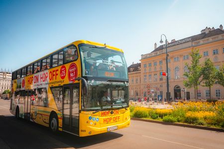 Royal Vienna 48-hour hop-on hop-off bus