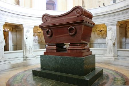 Napoleon Museum and Les Invalides small-group tour with a guide