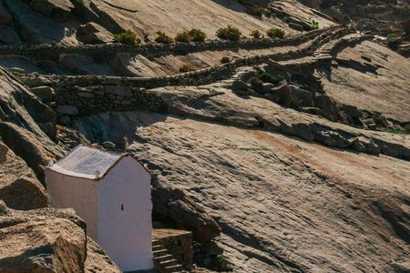 Fuerteventura Las Peñitas and Ajuy guided hiking tour