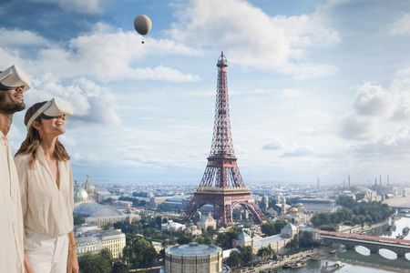 Eiffel Tower augmented reality outdoor tour at Champ-de-Mars