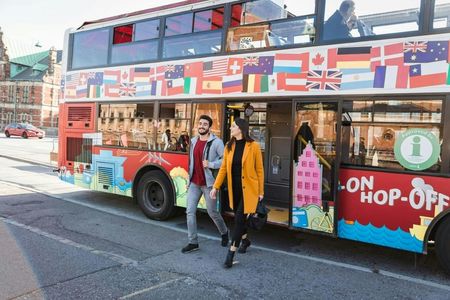Copenhagen hop-on hop-off bus with 1-hour boat cruise