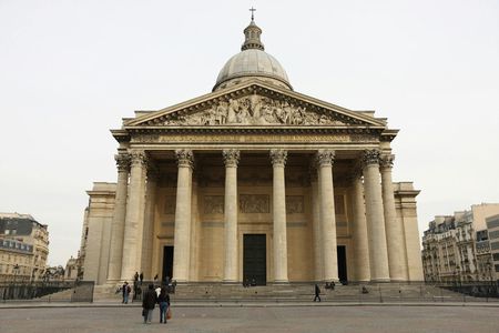 Paris Latin Quarter walking tour and Pantheon entry ticket