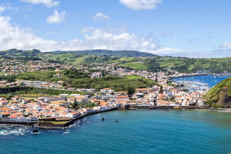 Two-night tour of Faial’s volcano and marina with Atlantic views