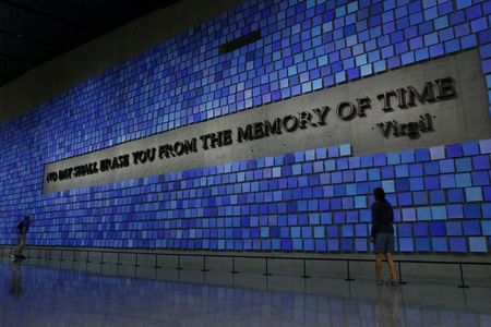 9-11 Museum guided walking tour in New York