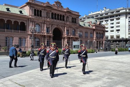 Buenos Aires city tour with lunch in Puerto Madero