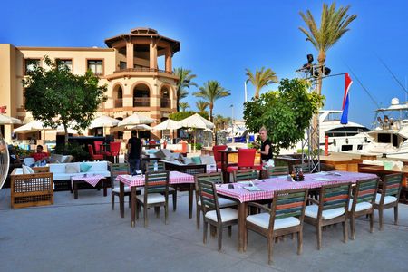 Port Ghalib tour by night with dinner from Marsa Alam and Quseir