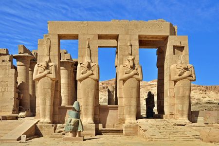 Guided tour of Valley of the Nobles, Medinat Habu and The Ramesseum from Luxor